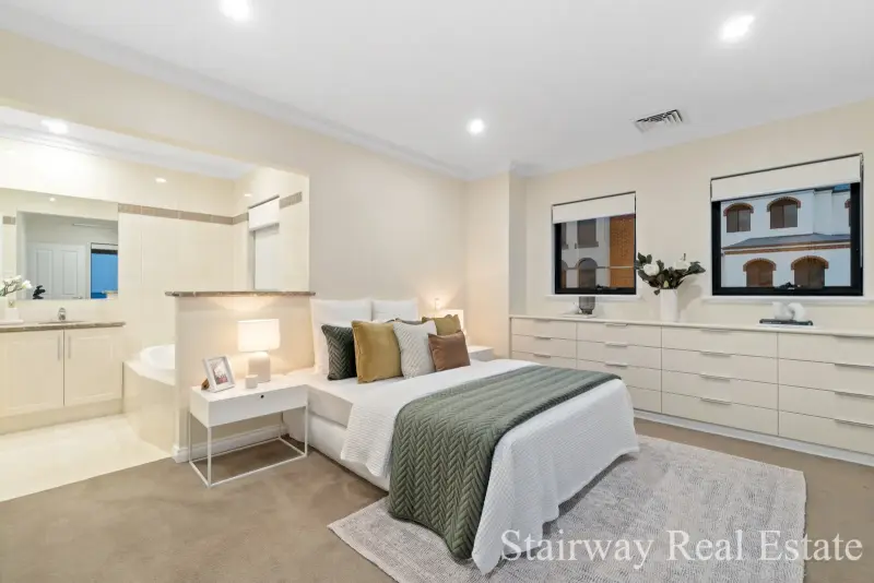 Riverina Drive — Immaculate Modern 3 Storey Luxury