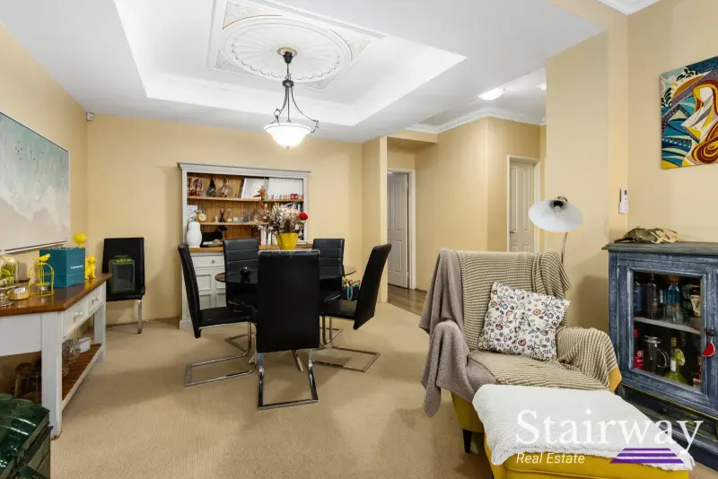Waterway Crescent — Modern Riverside Suburb Retreat with Versatile Floorplan