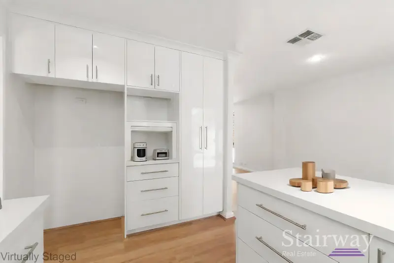 Bishopsgate Street — As-New? Freshly Renovated 3-Bedroom Villa