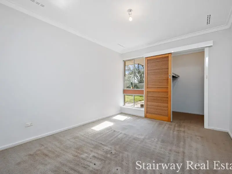Donaldson Street — SPACIOUS, LOCATION, CORNER BLOCK!