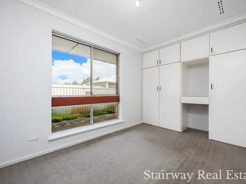 Donaldson Street — SPACIOUS, LOCATION, CORNER BLOCK!