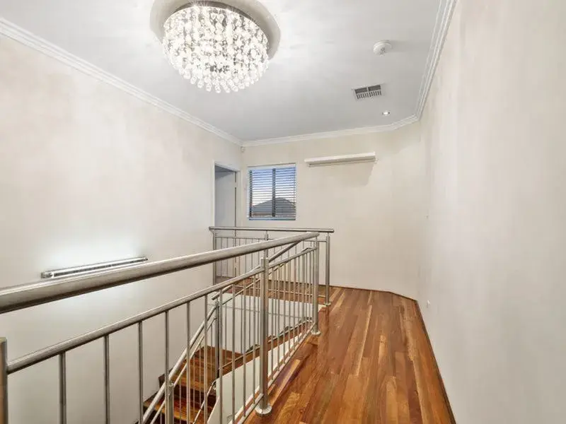 Sedgeland Way — A Beautiful Unique Architectural House!