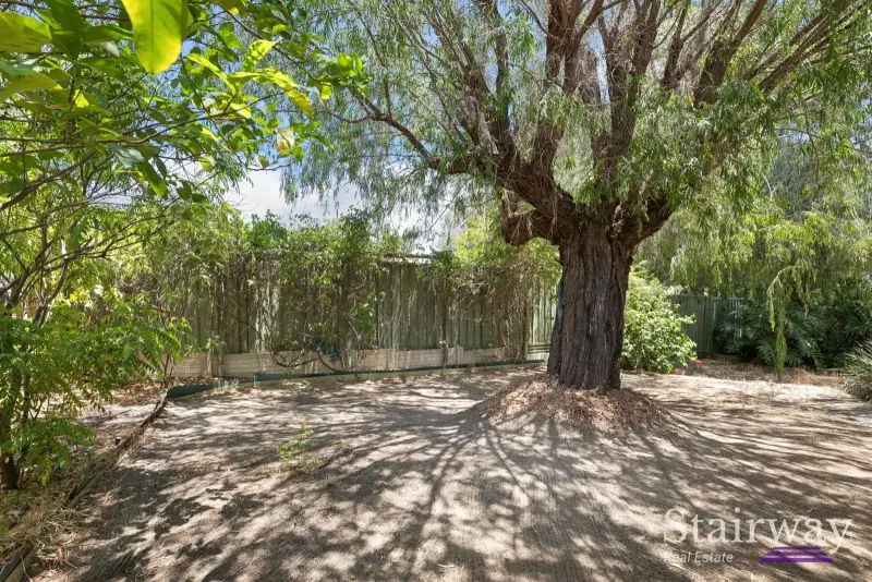Basinghall Street — Well-Maintained Family Home with Outstanding Potential