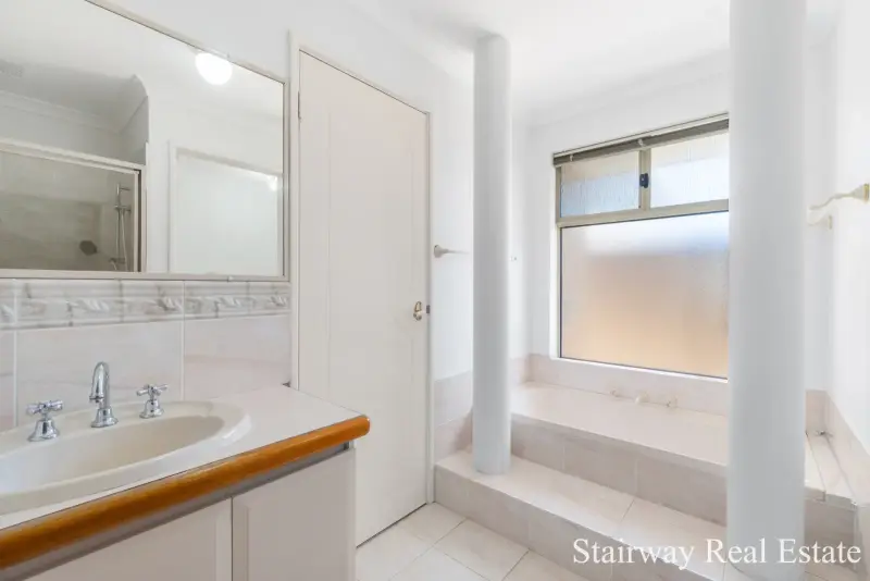 Kooyong Road — Enormous Home with Build & Retain Development Potential!