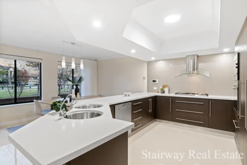 Riverina Drive — Immaculate Modern 3 Storey Luxury