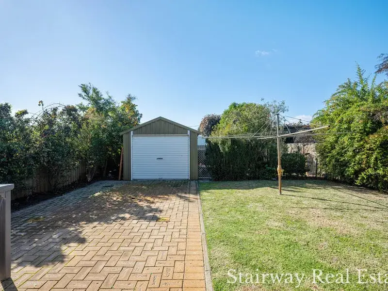 Armadale Road — LOCATION LOCATION LOCATION!