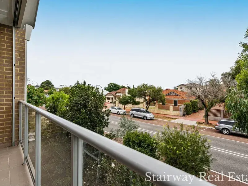 Bishopsgate Street — Boutique Apartment in Lathlain!