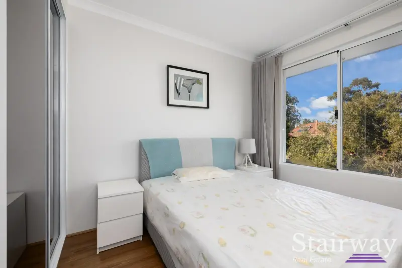 Property in Claremont — Spacious Modern Part-Furnished Home