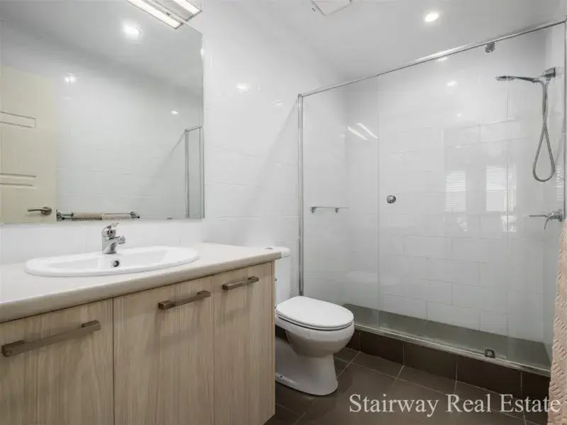 Loder Way — Lifestyle, Location and Green Title!