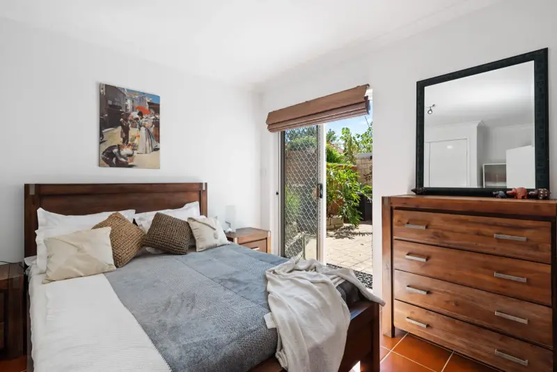 Anstey Street — No Ordinary Two-Story Townhouse