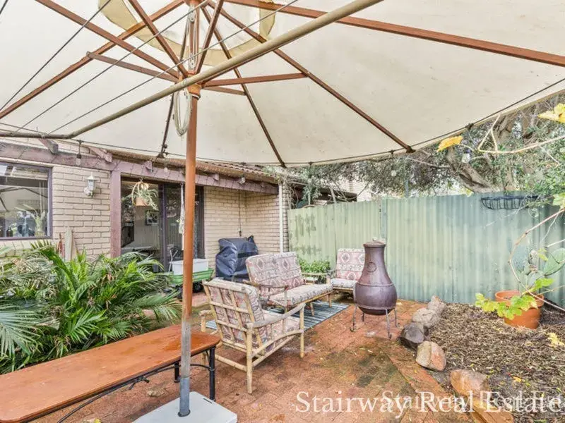 Aranda Place — SOLD twice by Lynsay Hubbard, Stairway Real Estate