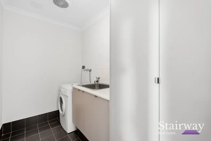 Property in Kelmscott — Modern, low-maintenance home