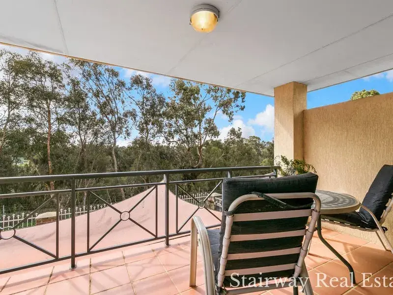 Crake Street — Reserve-Side Family Home!