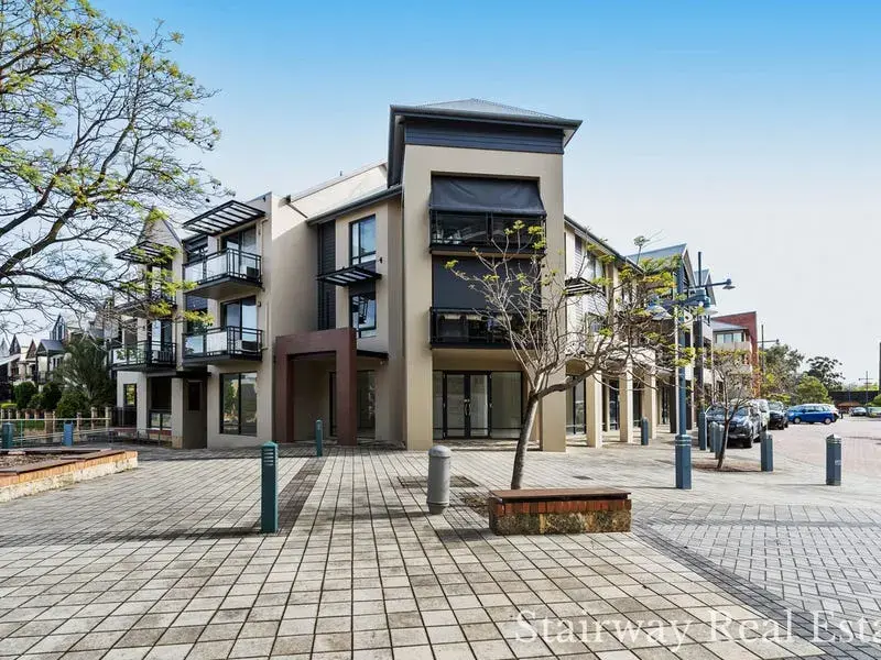 Marina Drive — Opportunity knocks with Boutique Apartment in Ascot Waters!