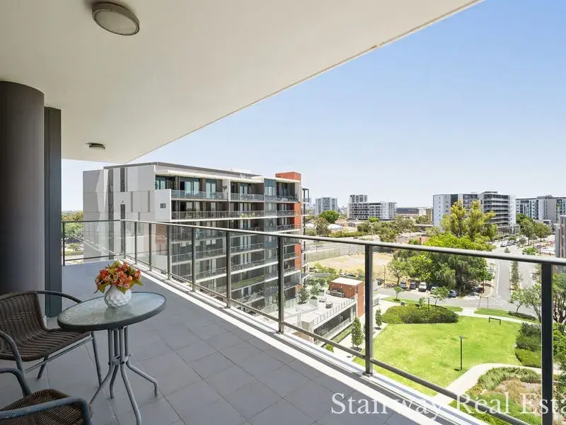 Homelea Court — City River Lifestyle – Opportunity!