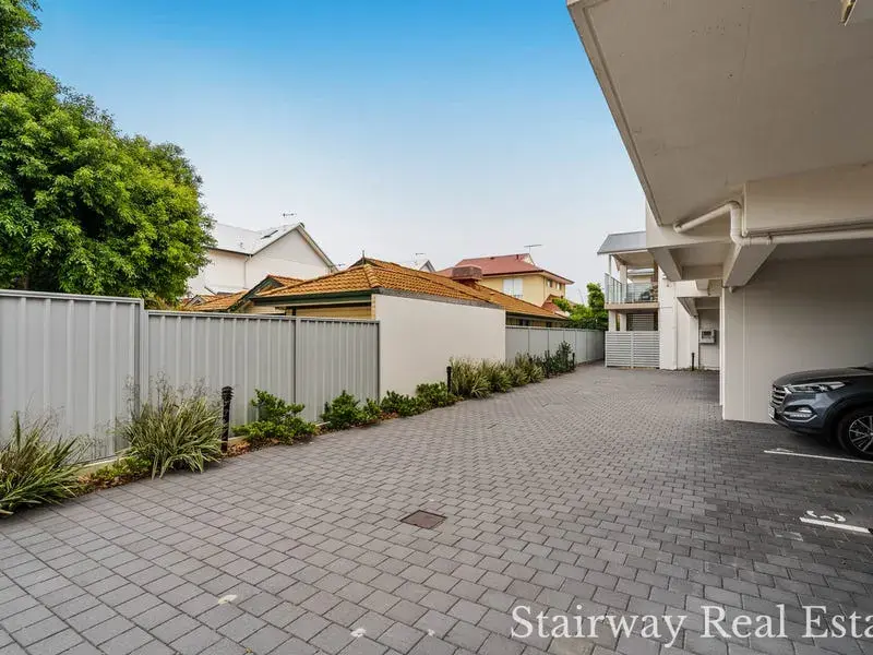Bishopsgate Street — Boutique Apartment in Lathlain!