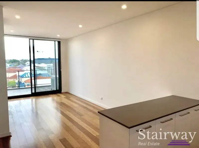 Marina Drive — Sanctuary at Riverside Ascot Waters
