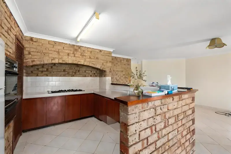 Property in Langford — Impressive Family Home in Langford Awaits You!