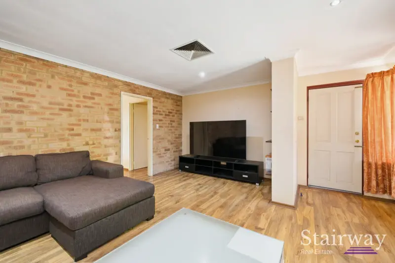 Basinghall Street — Well-Maintained Family Home with Outstanding Potential