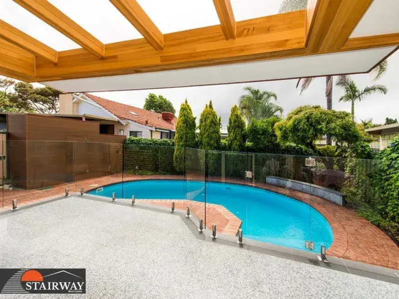 Enfield Street — Architectural Urban Oasis