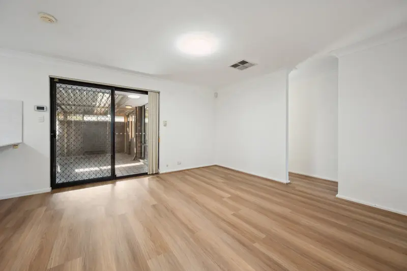 Property in Willetton — Homeopen cancelled, Leased!