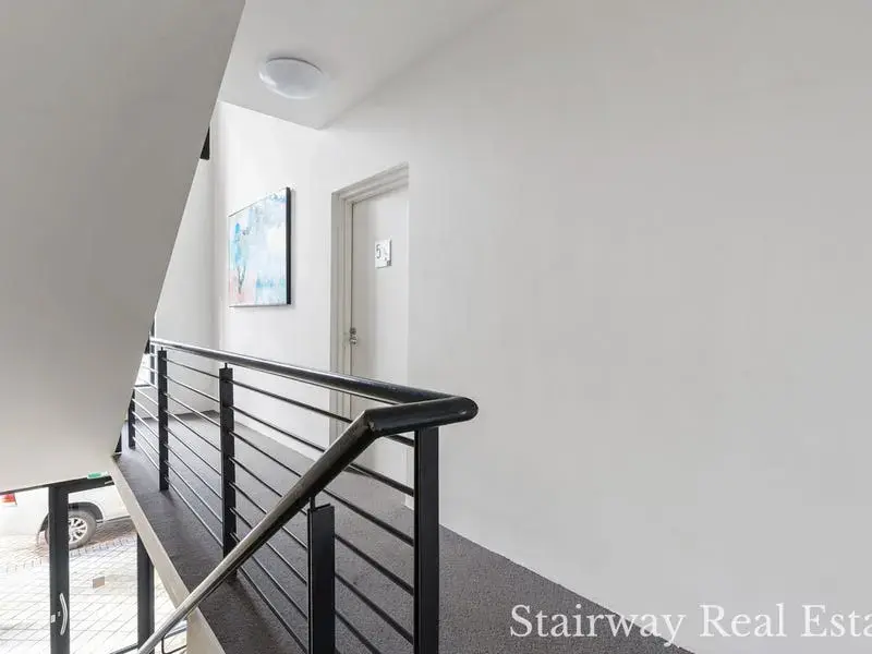 Marina Drive — Opportunity knocks with Boutique Apartment in Ascot Waters!