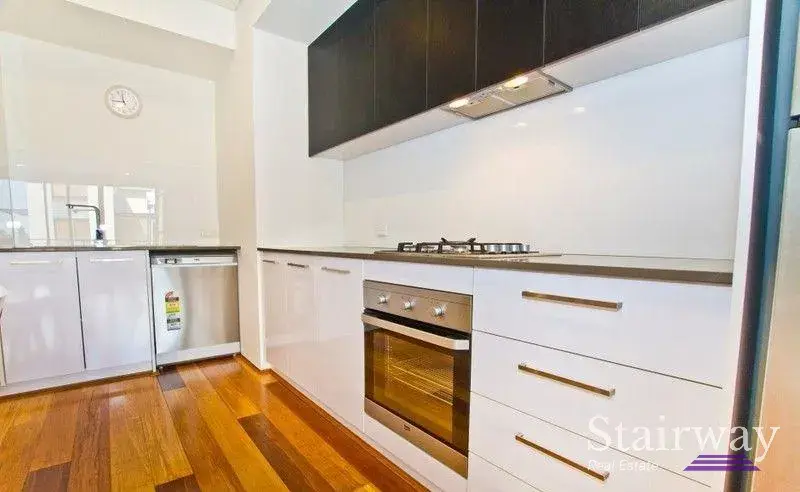 Marina Drive — Stylish Apartment in Ascot's Premier Enclave