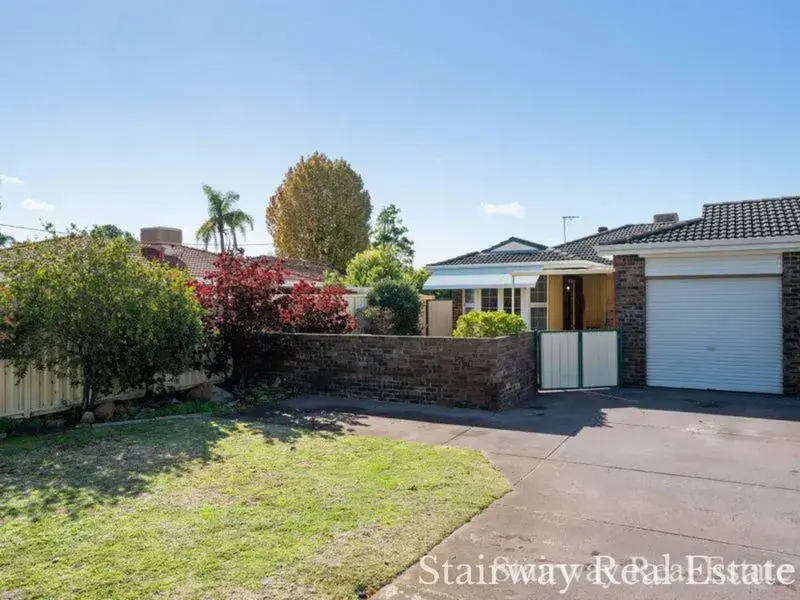 Armadale Road — LOCATION LOCATION LOCATION!