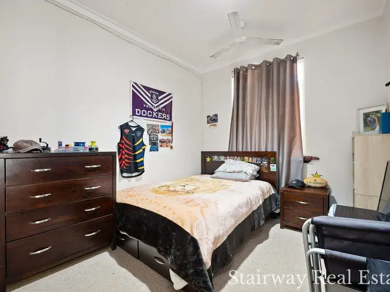 Armadale Road — LOCATION LOCATION LOCATION!