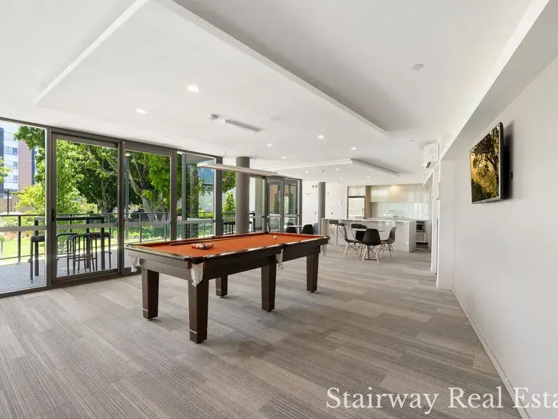 Homelea Court — City River Lifestyle – Opportunity!