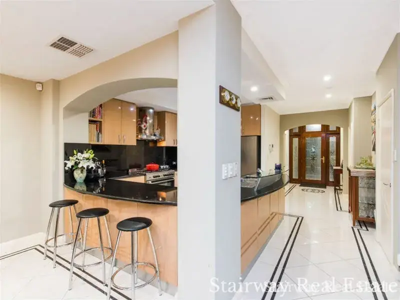 Tidewater Way — Sold for Record Price by LYNSAY Hubbard from STAIRWAY Real Estate