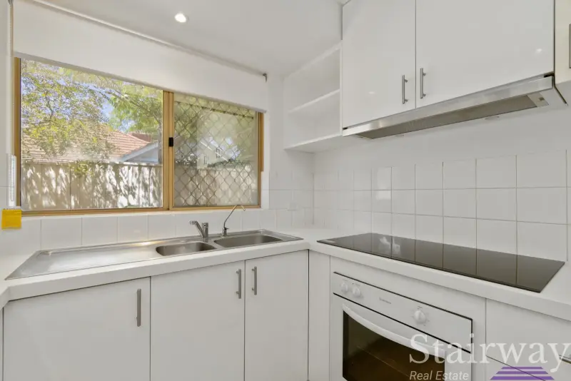 Bishopsgate Street — As-New? Freshly Renovated 3-Bedroom Villa