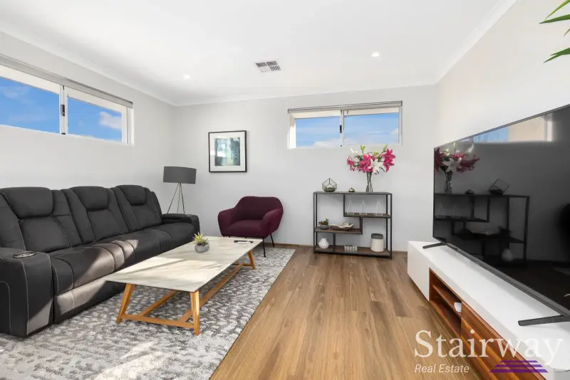 Property in Claremont — Spacious Modern Part-Furnished Home