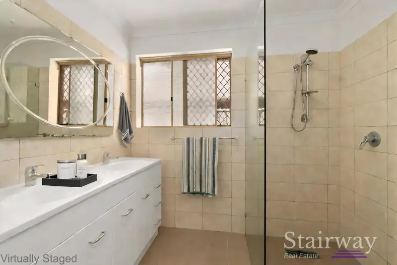 Bishopsgate Street — As-New? Freshly Renovated 3-Bedroom Villa