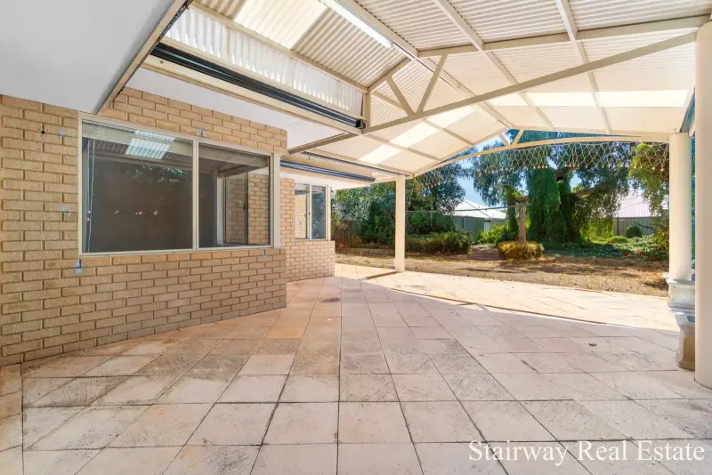 Kooyong Road — Enormous Home with Build & Retain Development Potential!