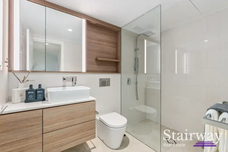 Barrack Square — Elevated Elegance: A Luxurious Three-Bedroom Haven in The Towers at Elizabeth Quay