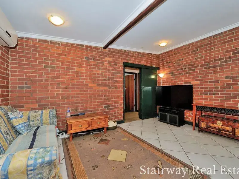 Keyes Street — Lathlain Residence Priced to Sell!