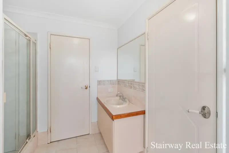 Kooyong Road — Enormous Home with Build & Retain Development Potential!