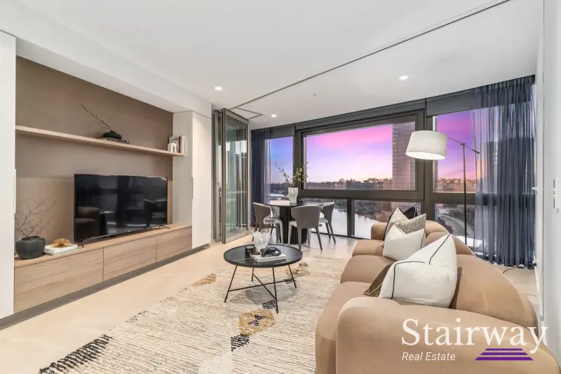 Barrack Square — Elevated Elegance: A Luxurious Three-Bedroom Haven in The Towers at Elizabeth Quay