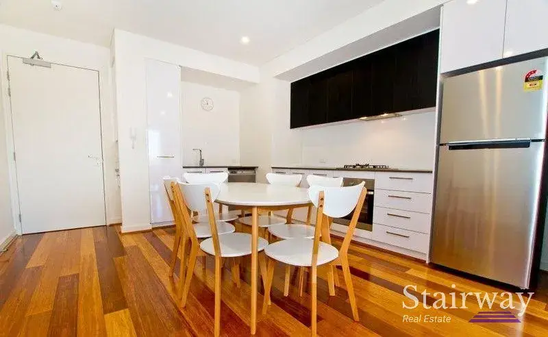 Marina Drive — Stylish Apartment in Ascot's Premier Enclave